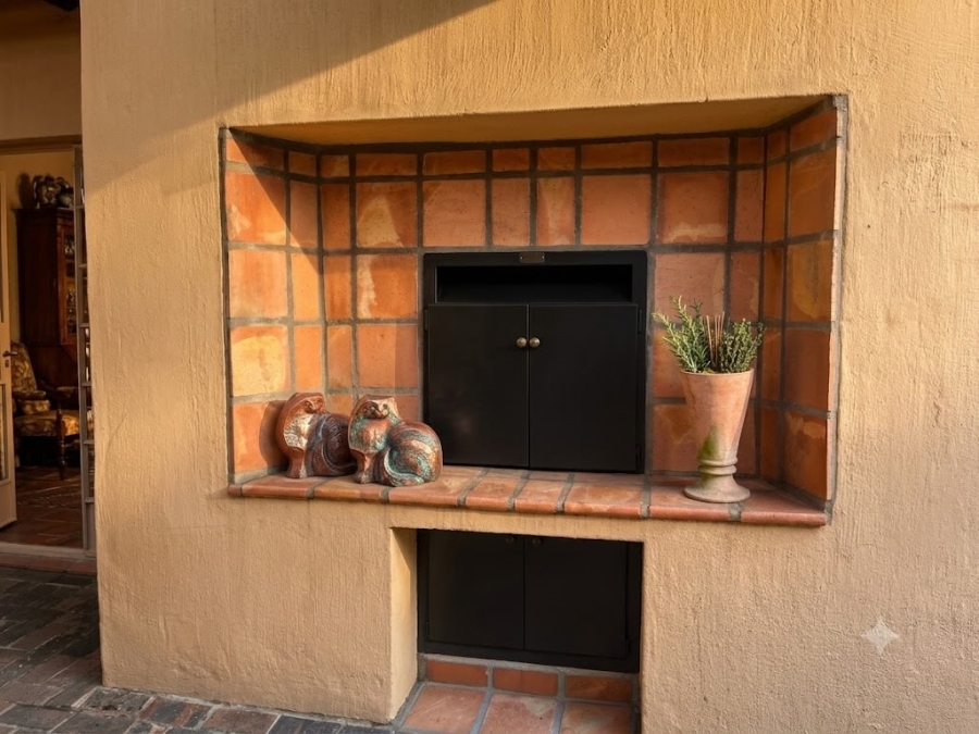 4 Bedroom Property for Sale in Wilkoppies North West